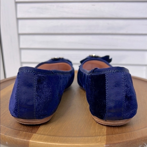 KATE SPADE l Blue Crush Velvet Gold Logo Detail Ballerina Flats Sz. 6 Balletcore - Picture 6 of 12